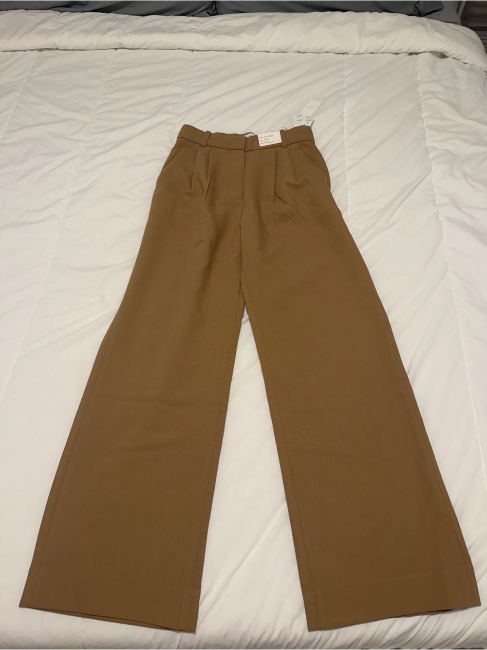 Abercrombie & Fitch Wide-Leg Pants in Camel Brown